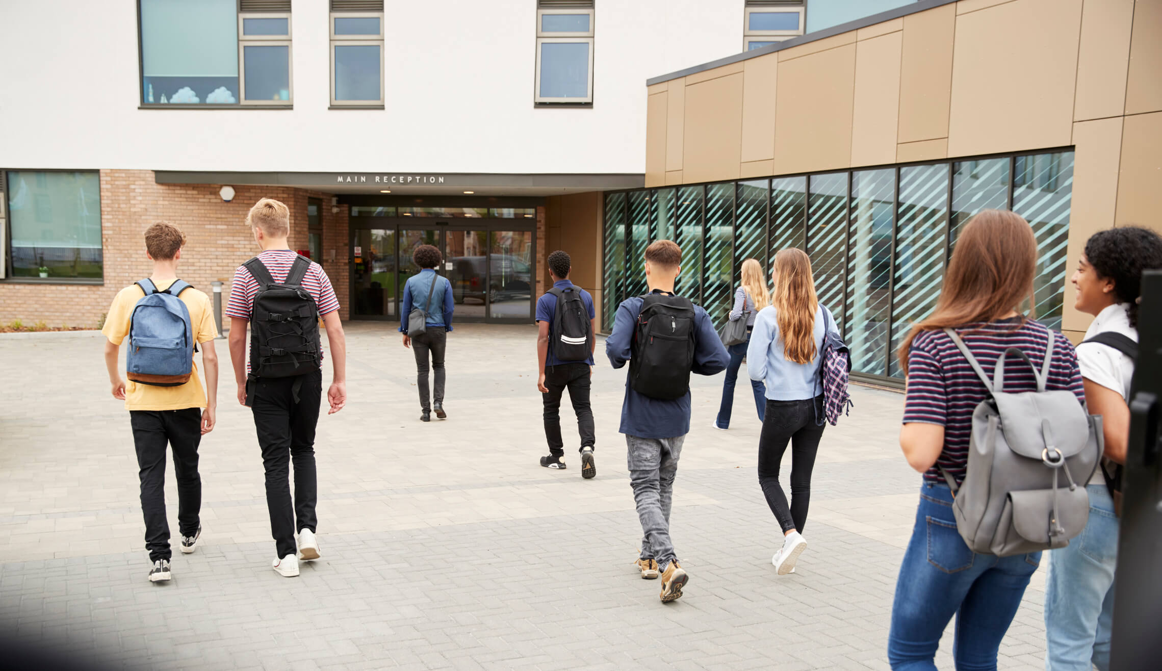 How to Protect School Campuses Using Intelligent Surveillance Systems